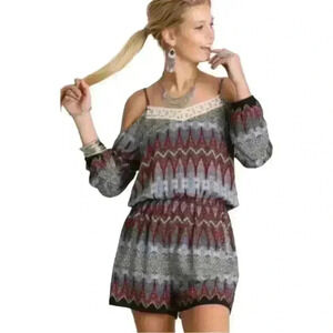 Umgee Boho Off-The-Shoulder Romper size S with pockets & adjustable straps
